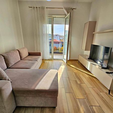 Jon'S Apartment 티라나 외부 사진