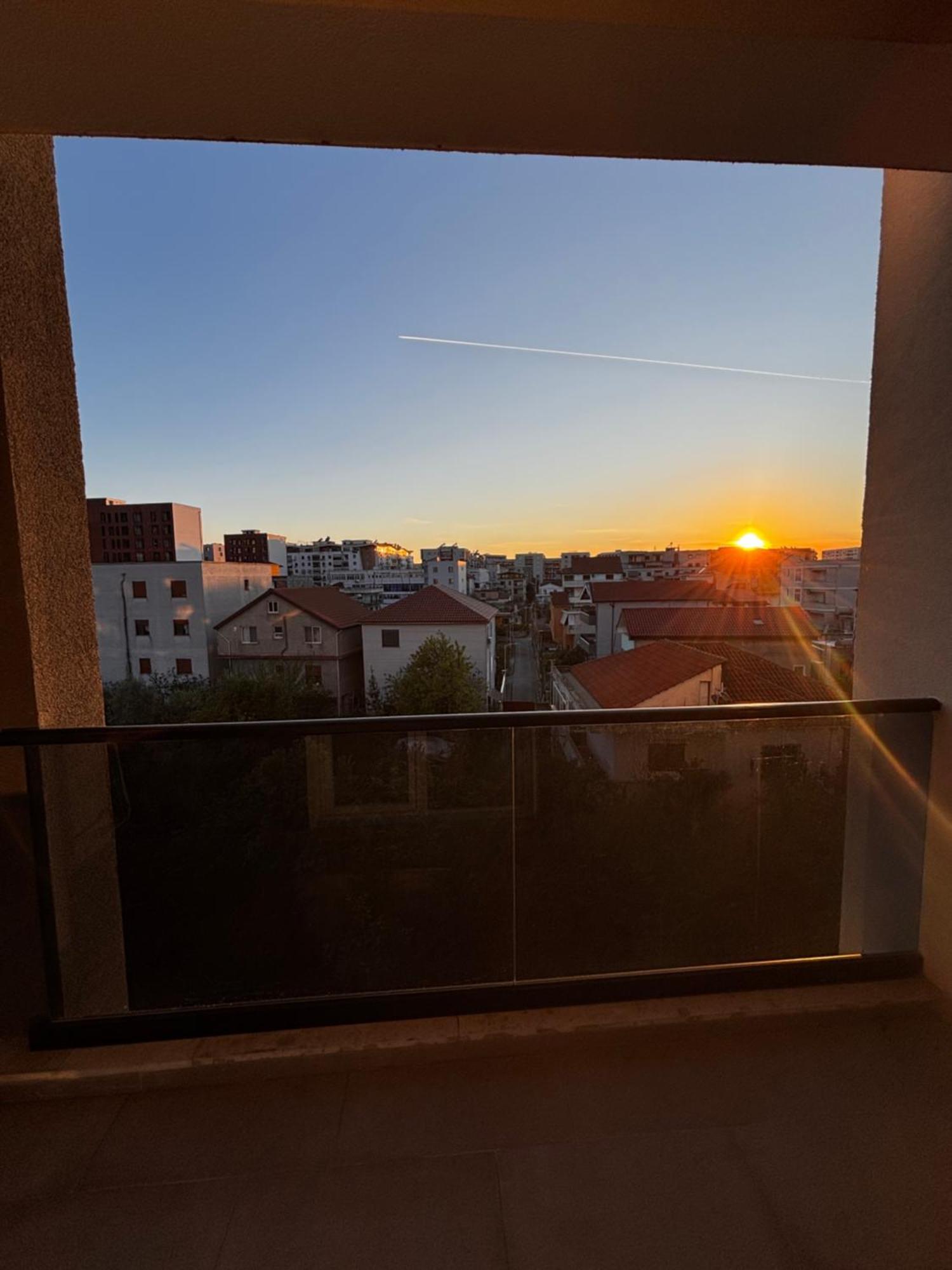 Jon'S Apartment 티라나 외부 사진